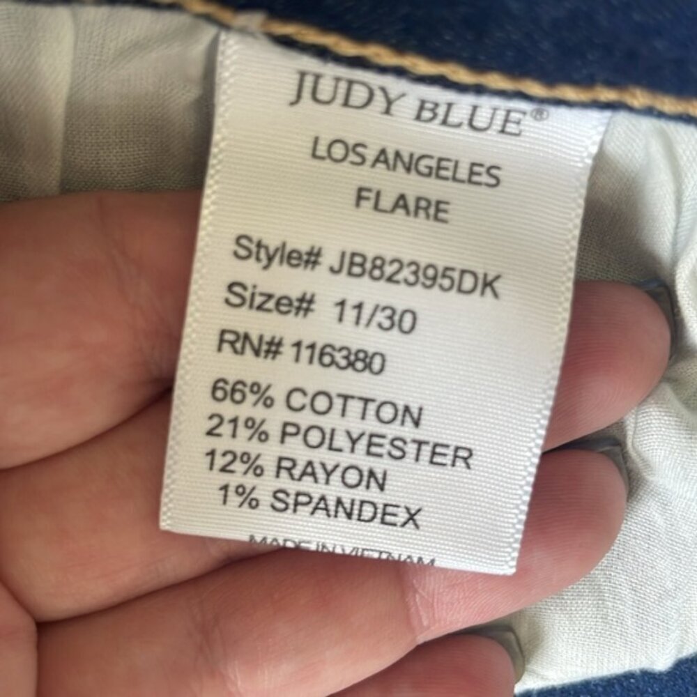 EC Judy Blue Dark Wash Flare Jeans - Size 11/30 - Picture 6 of 6